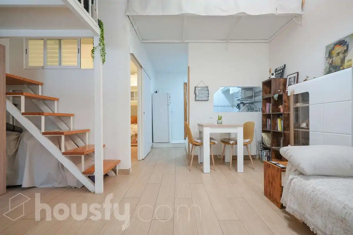 Living room of Flat for sale in Madrid  with Heating and Furnished