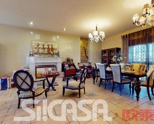 Dining room of Country house for sale in Yuncos  with Air Conditioner, Heating and Private garden