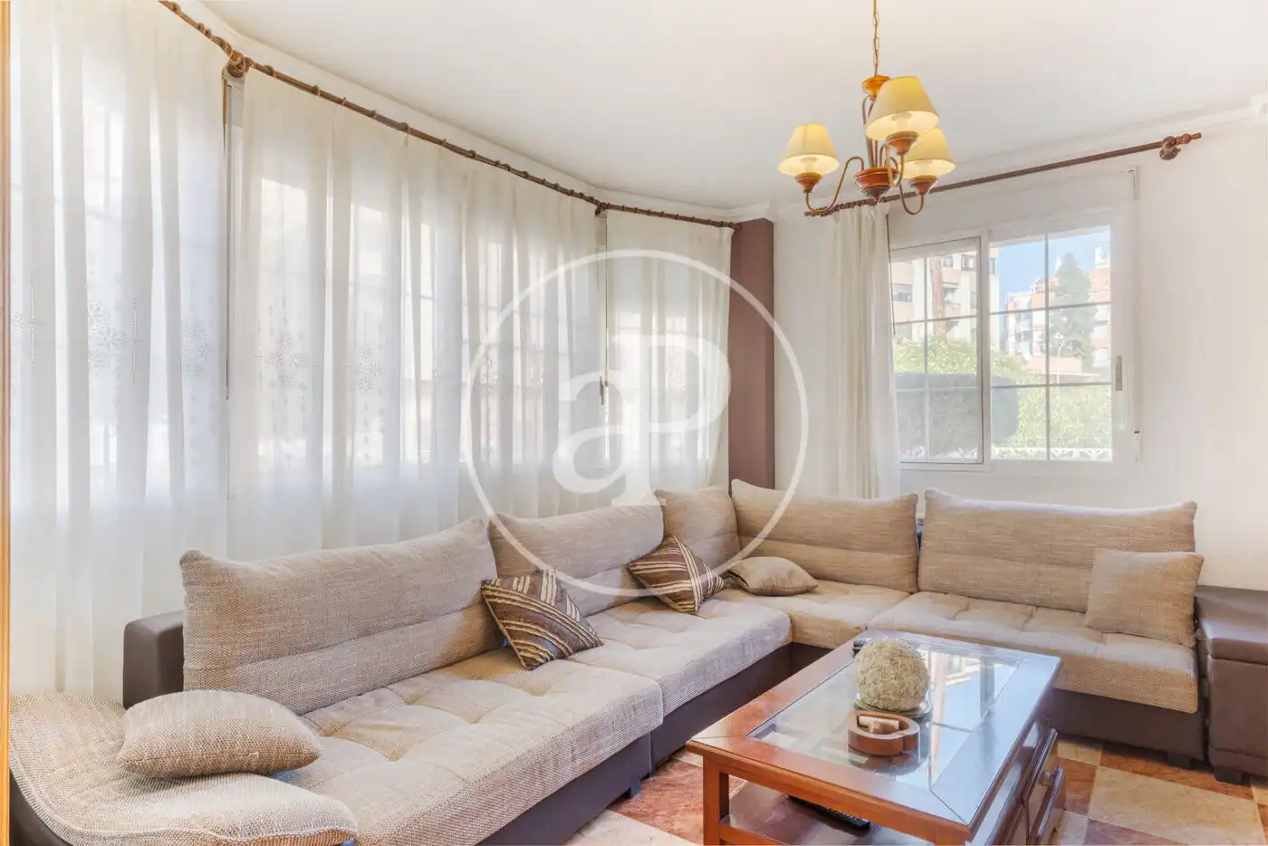 Sala d'estar de Casa adosada en venda en Burriana / Borriana amb Calefacció, Jardí privat i Terrassa