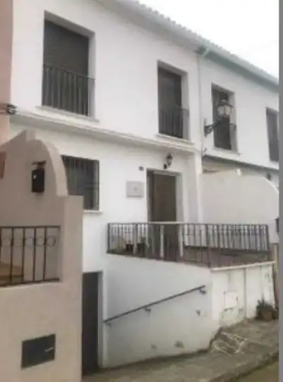 Adossat en venda a SURTIDOR
