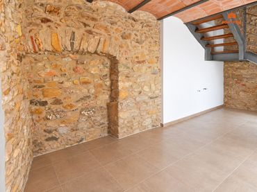 Semi-detached house for sale in La Bisbal d'Empordà