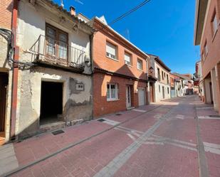 Vista exterior de Casa adosada en venda en Tudela de Duero