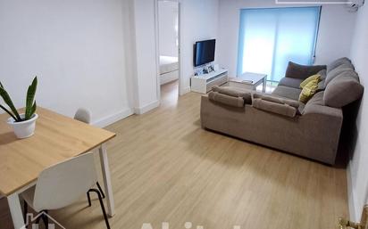 Living room of Flat for sale in  Valencia Capital  with Air Conditioner and Balcony