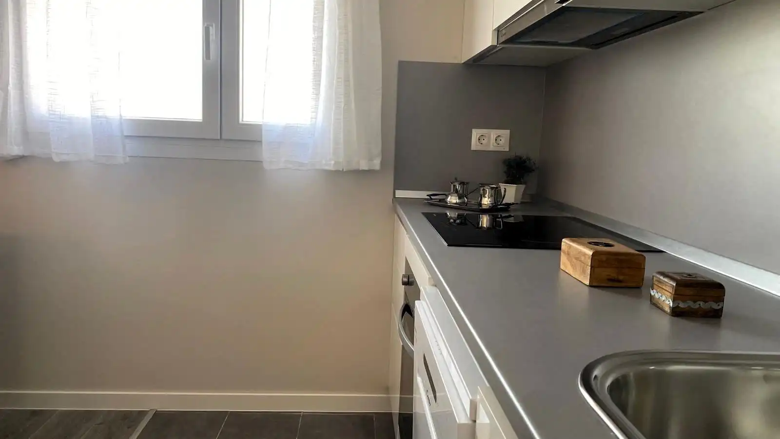 Flat with terrace to rent in JAPON, imagen 18