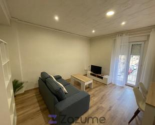 Living room of Flat to rent in Alcoy / Alcoi  with Parquet flooring, Furnished and Oven