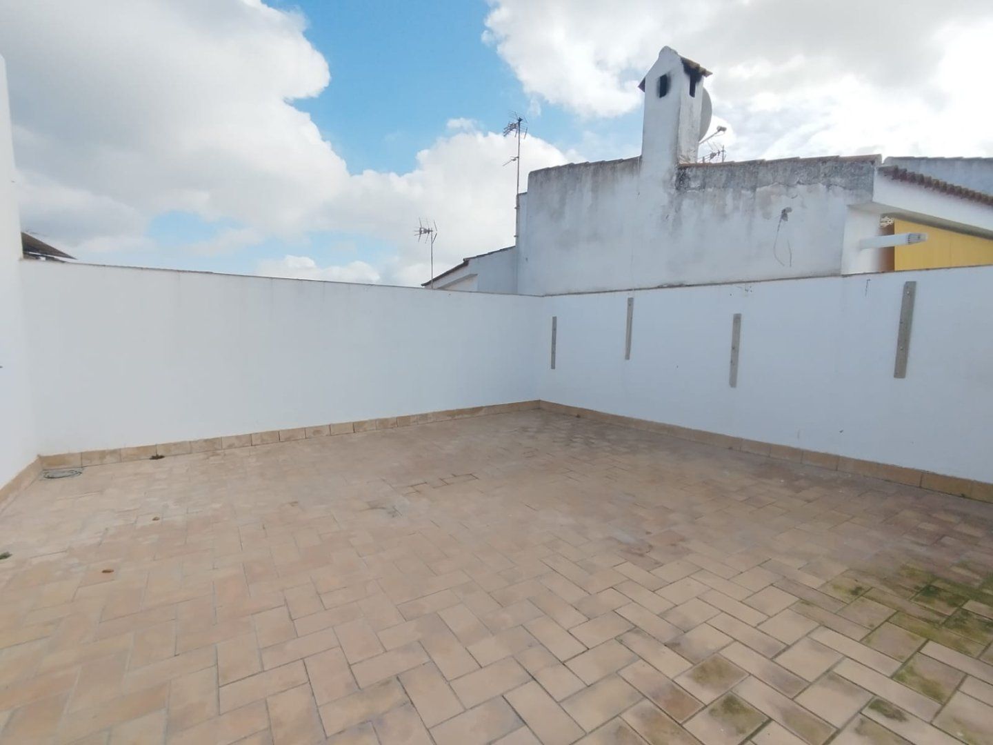 Single-family semi-detached for sale in Villanueva del Ariscal