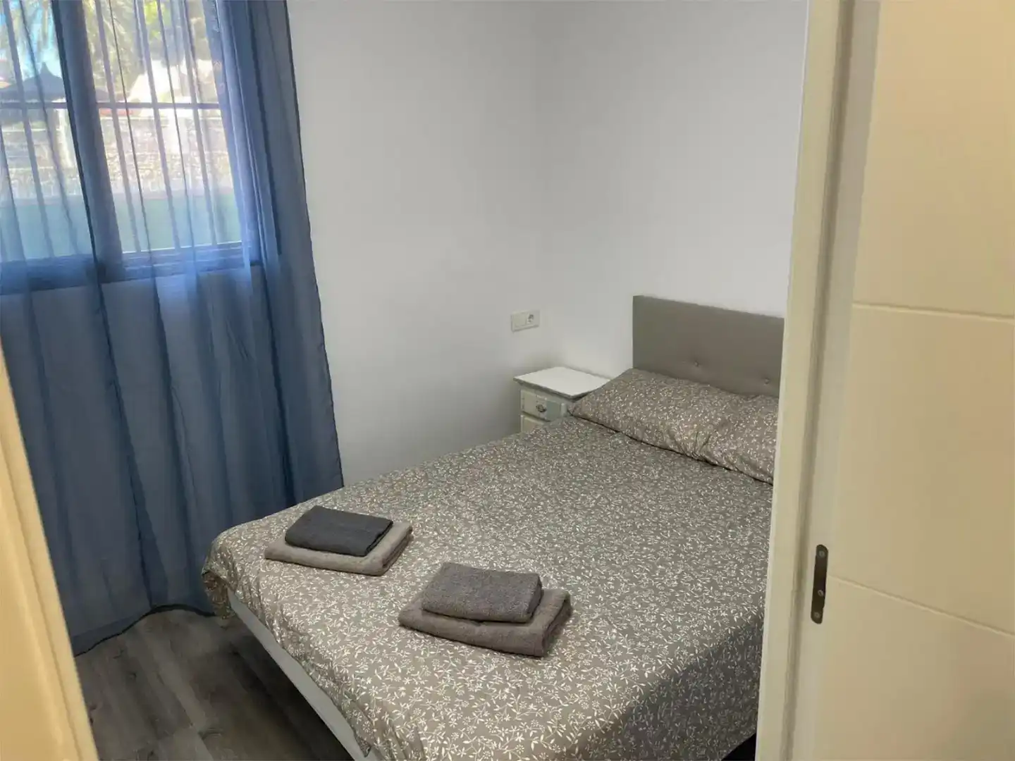 Bedroom of Flat for sale in Orihuela  with Air Conditioner, Parquet flooring and Storage room