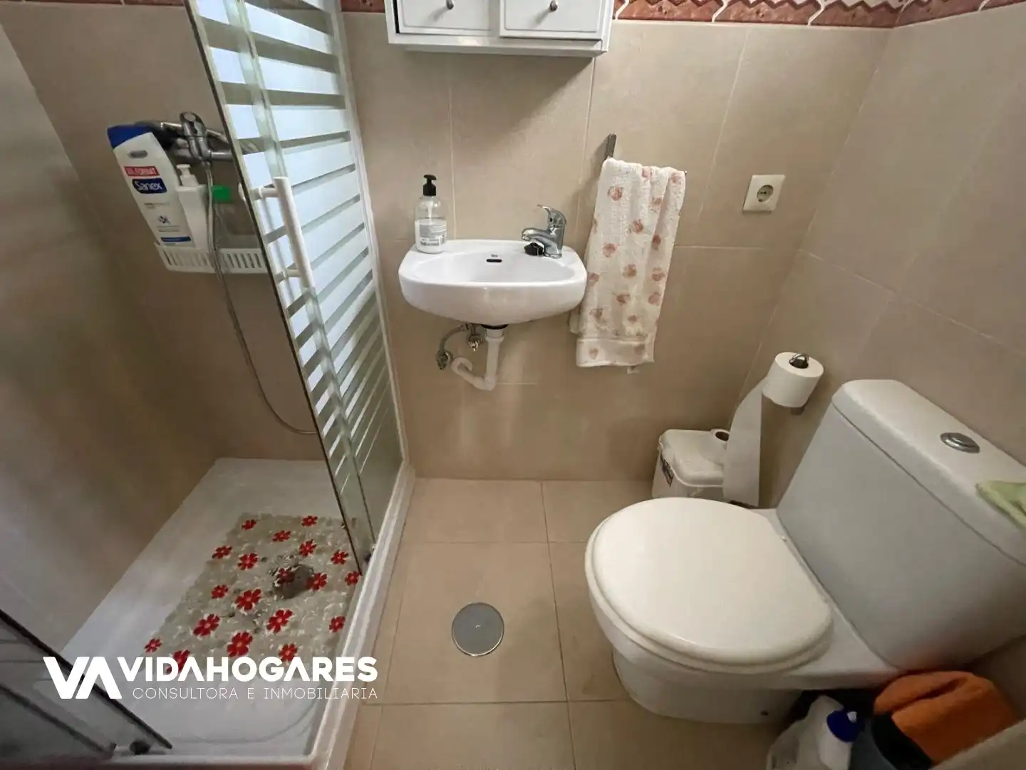 Bathroom of Houses for sale in Rota  with Terrace and Balcony