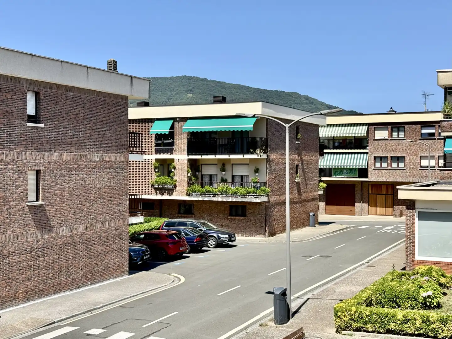 Außenansicht von Wohnung zum Verkauf in Hondarribia mit Heizung, Abstellraum und Balkon