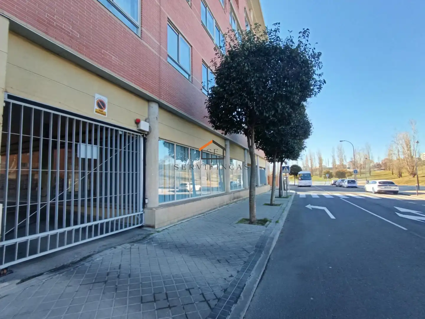 Garage for sale in Madrid