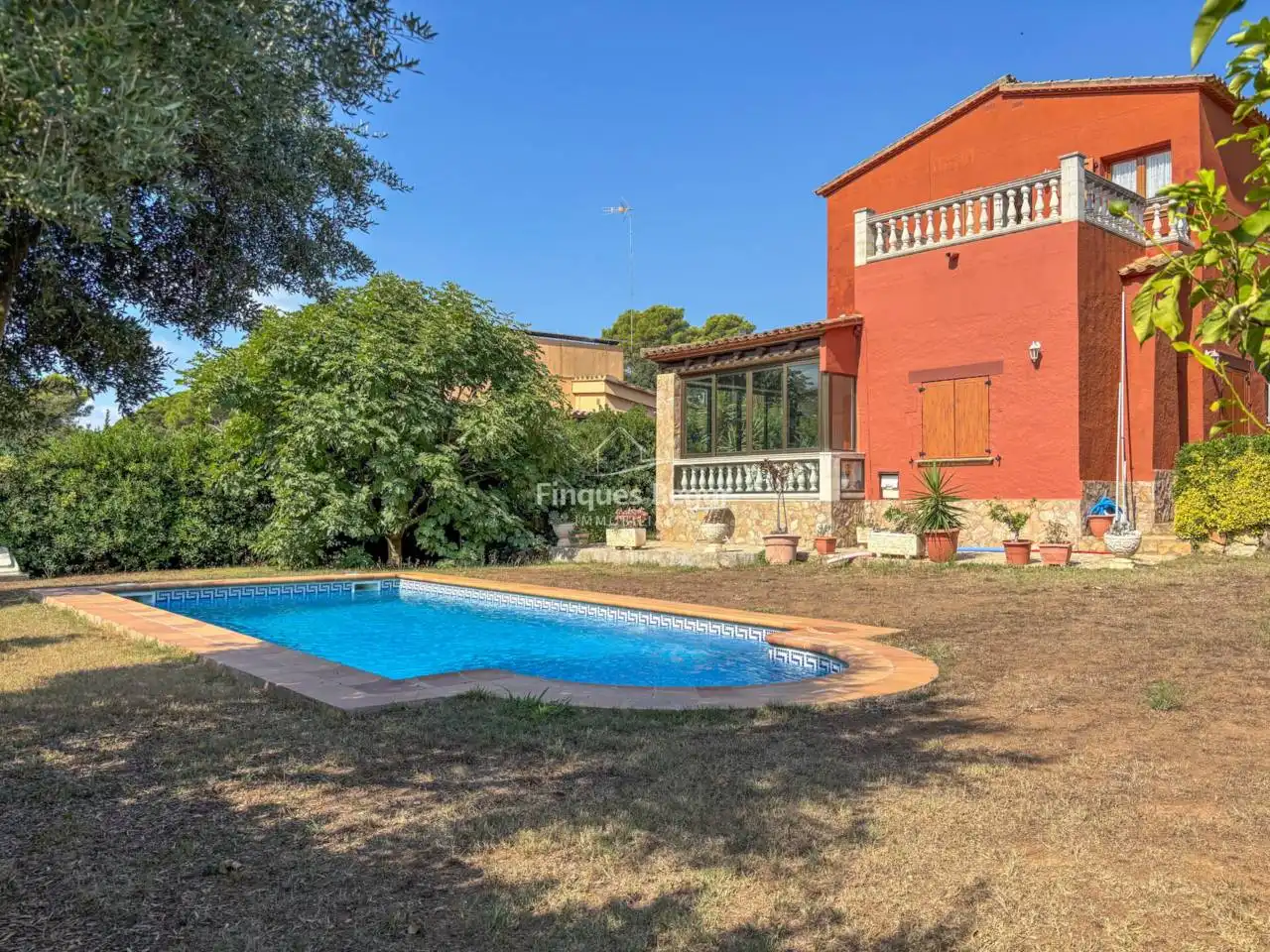 Houses for sale in Calle Víctor Català, Residencial Begur - Esclanyà