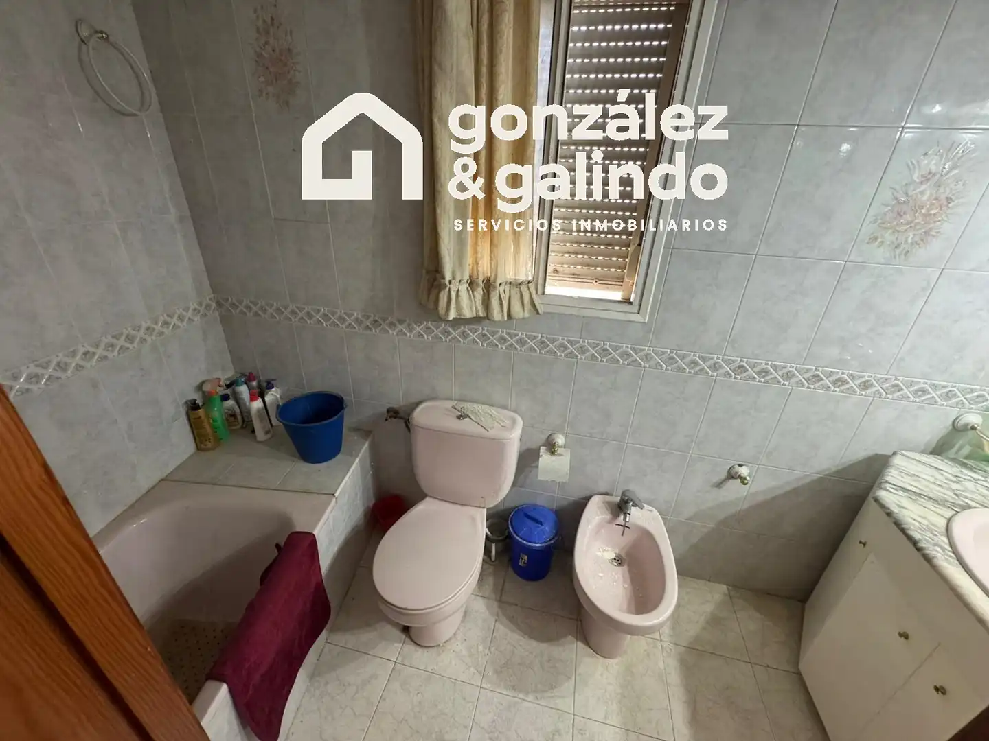 Baño de Finca rústica en venta en Algámitas