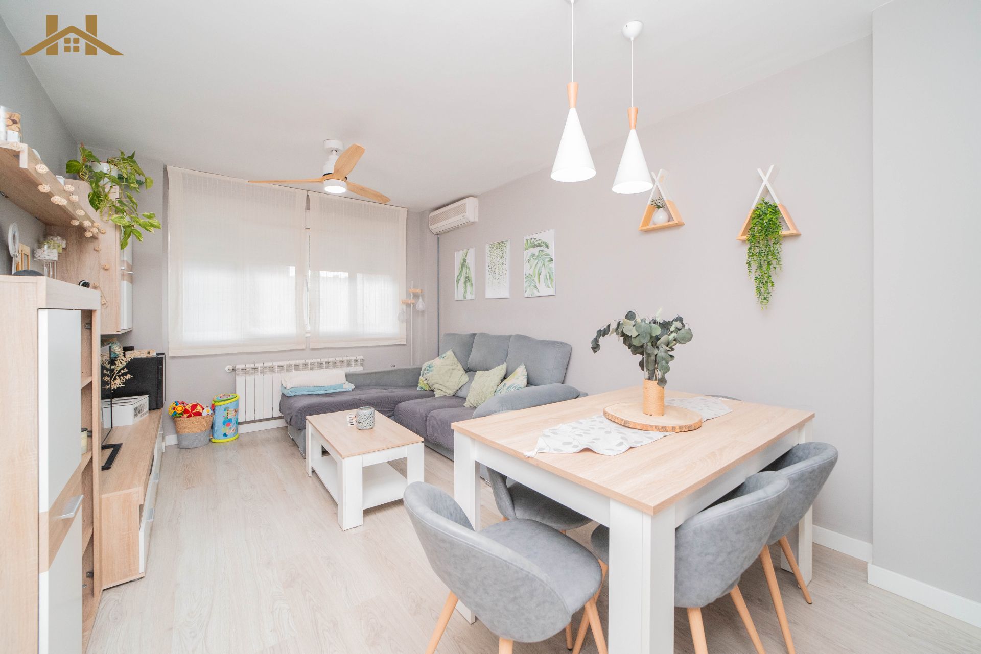 Living room of Flat for sale in Leganés  with Air Conditioner, Heating and Terrace