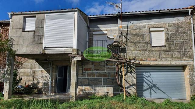 Casa-chalet en Venta en Xunqueira de Ambía