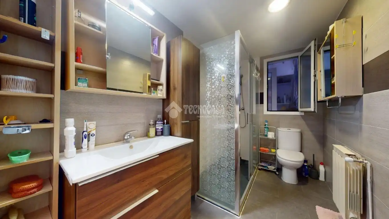 Bathroom of Flat for sale in Horche  with Heating and Terrace
