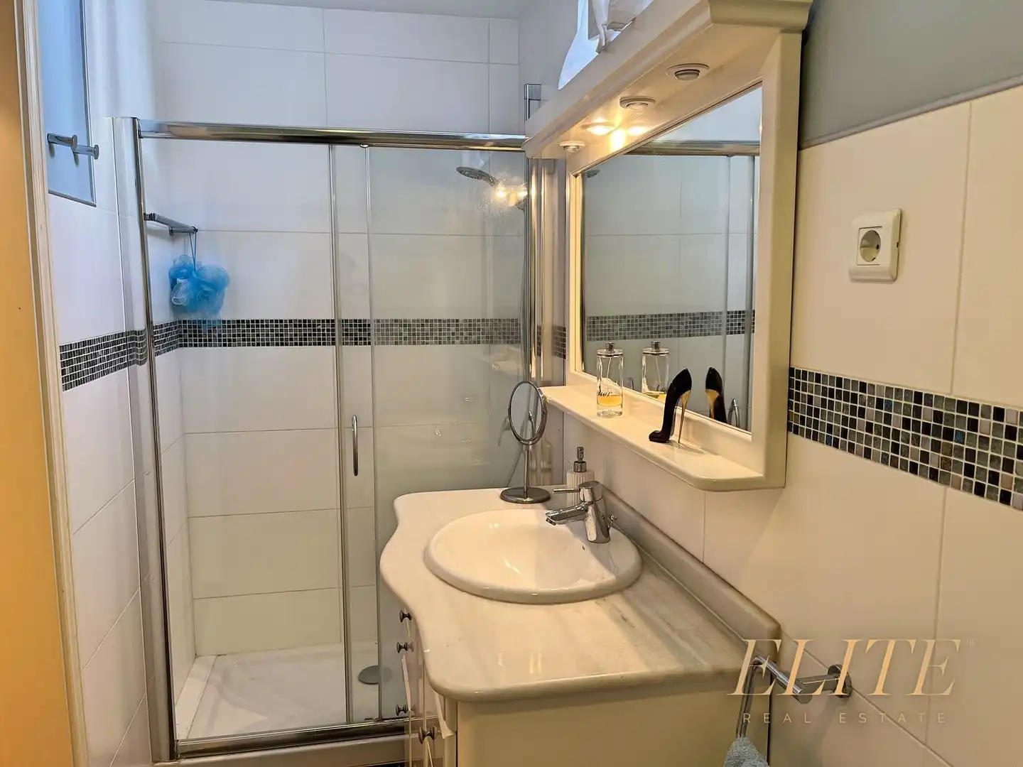 Bathroom of Houses for sale in San Bartolomé de Tirajana  with Air Conditioner, Terrace and Storage room