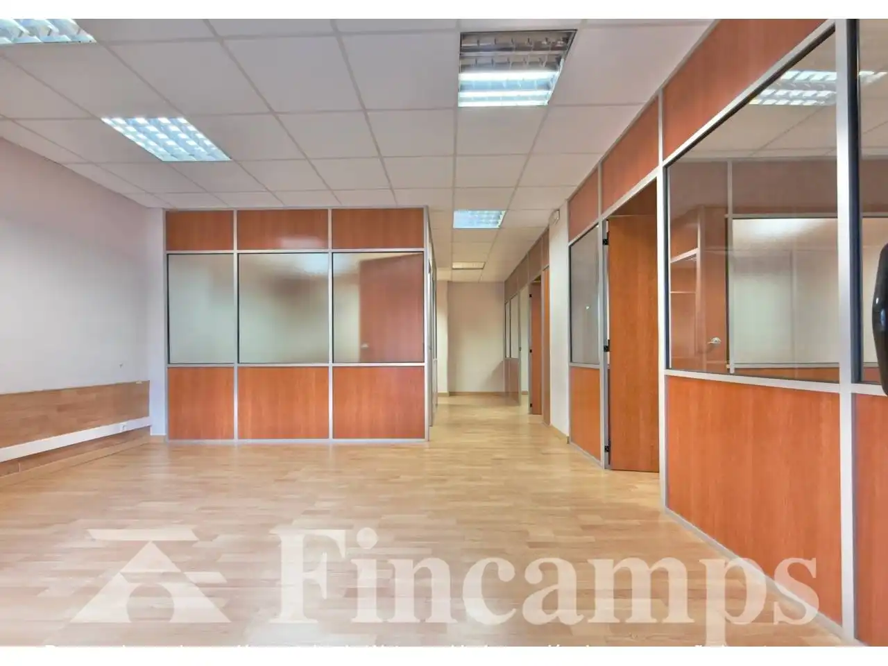 Business premises for sale in Calle Samuntada 56-58