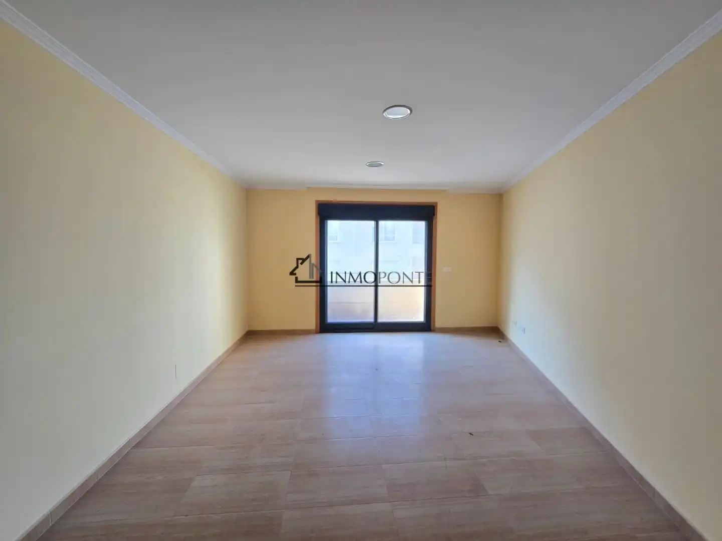 Piso en venta en Marín con Calefacción y Balcón