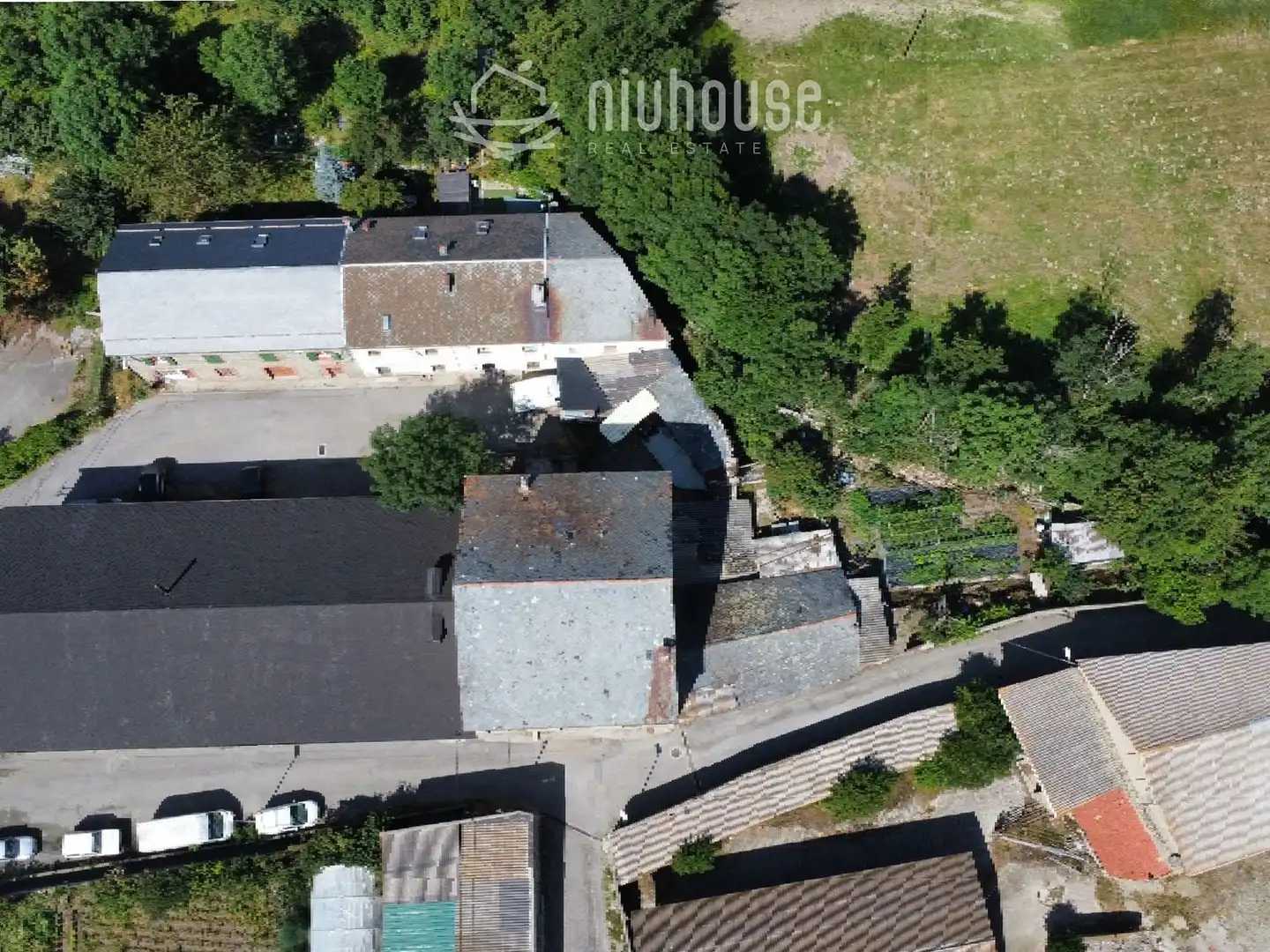 Exterior view of Buildings for sale in Puigcerdà