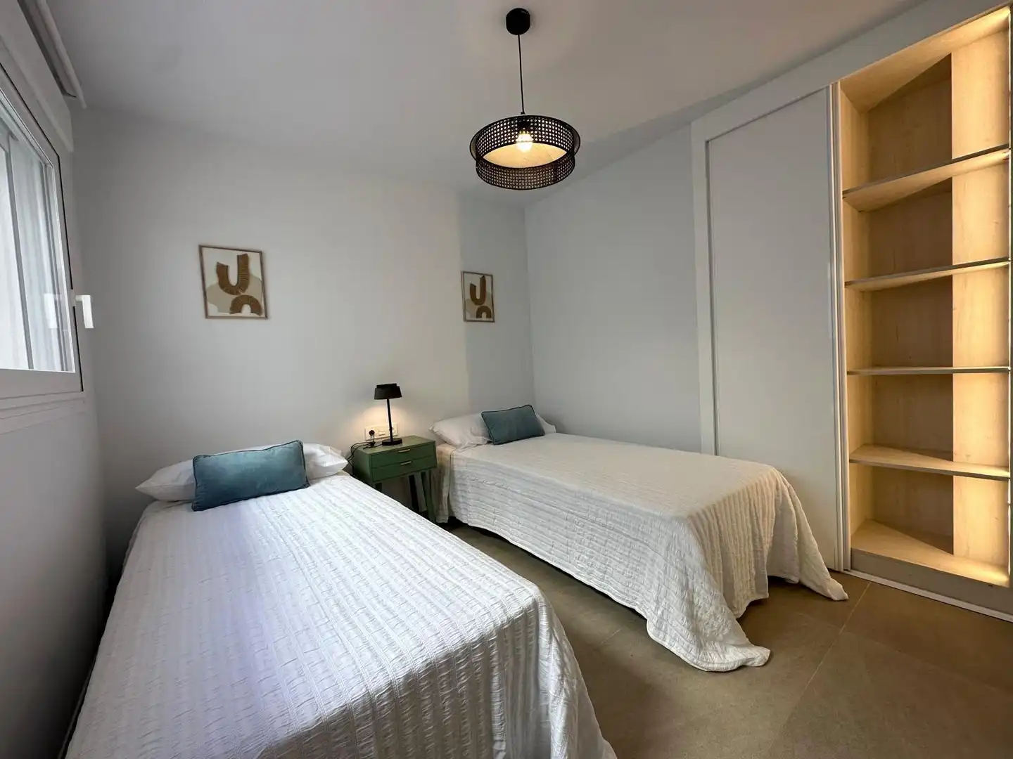 Dormitori de Apartament en venda en Torrevieja amb Aire condicionat, Terrassa i Traster