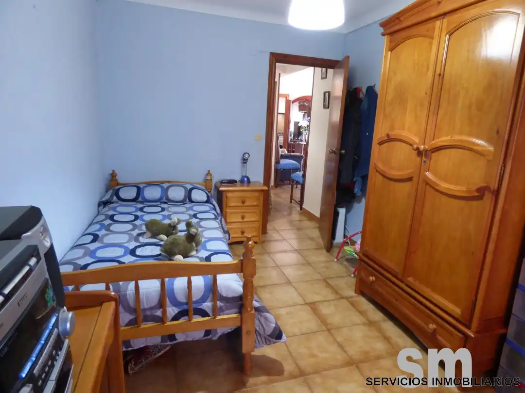 Dormitori de Casa o xalet en venda en Ubrique amb Calefacció, Terrassa i Traster