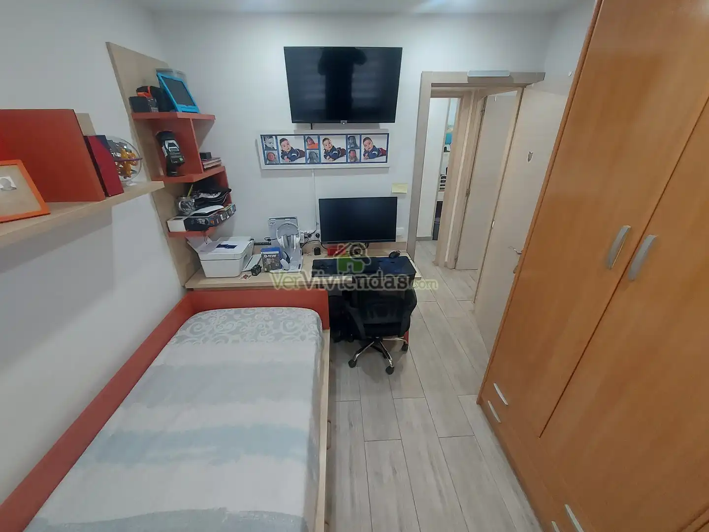 Dormitori de Pis en venda en Rubí amb Aire condicionat, Calefacció i Forn