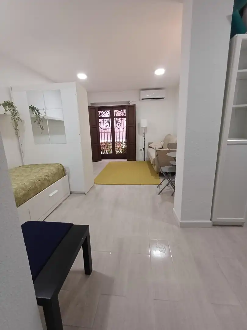 Habitación de Estudio de alquiler en Murcia con Aire acondicionado, Calefacción y Amueblado