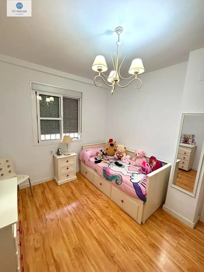 Bedroom of Detached homes for rent to own in Alcalá de Guadaira  with Air Conditioner, Heating and Terrace