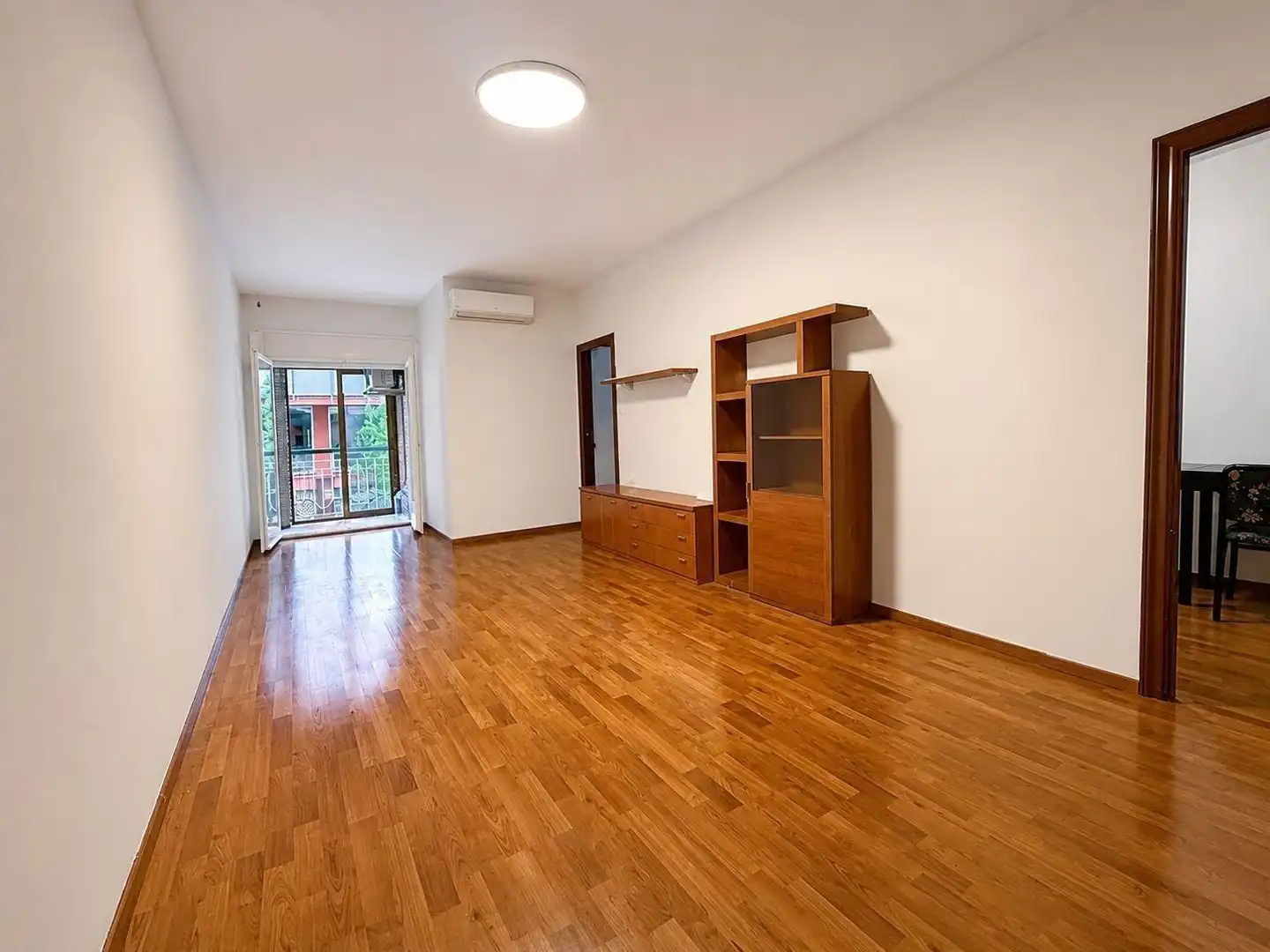 Sala d'estar de Planta baixa en venda en Barcelona amb Aire condicionat, Parquet i Traster