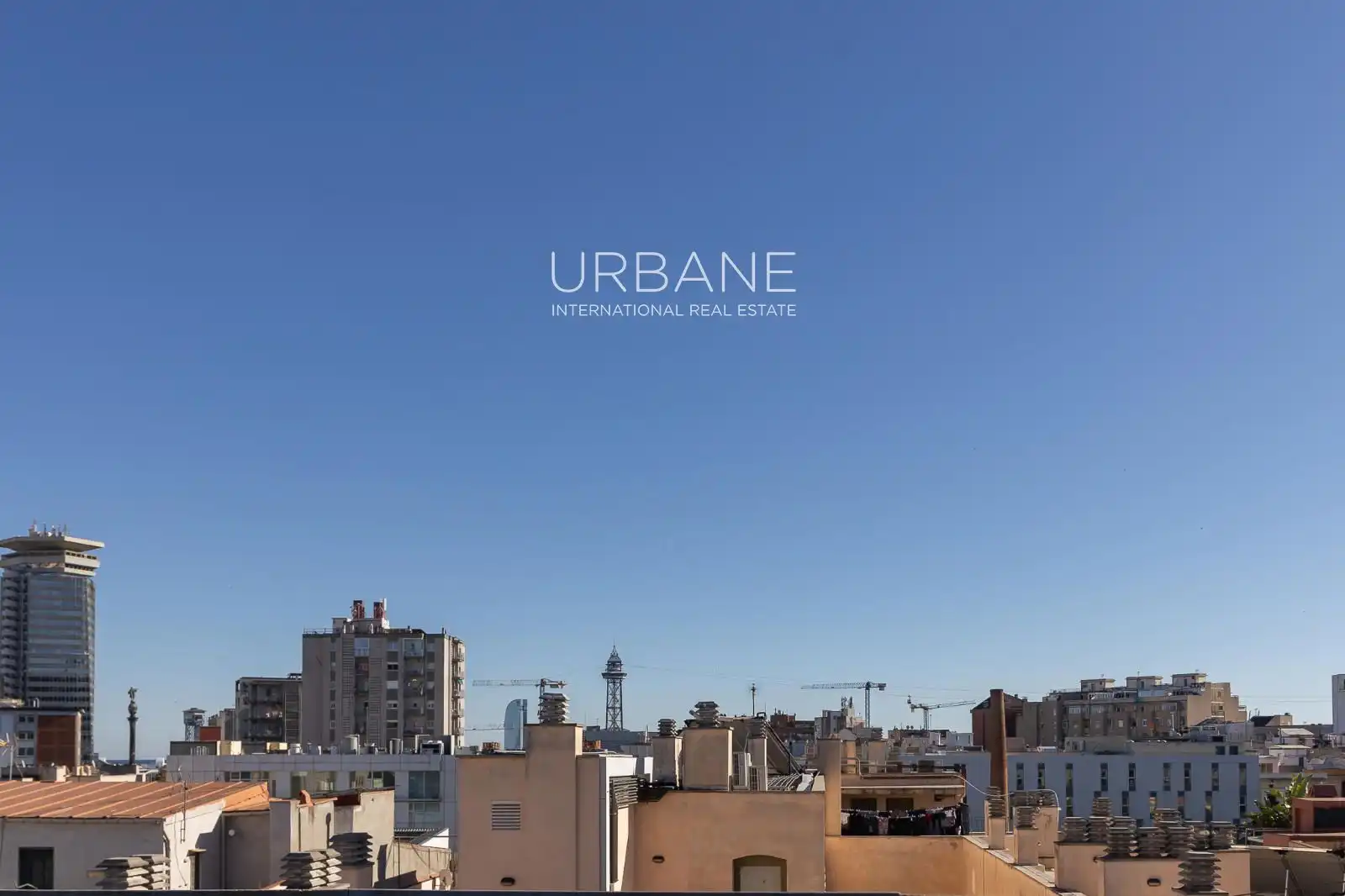 Außenansicht von Wohnung zum Verkauf in Barcelona mit Klimaanlage, Heizung und Terrasse