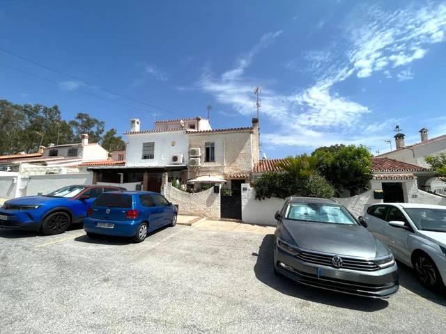 Casa adosada en Venta en Cortijo De Maza en Cortijo de Maza - Finca Monsalvez - El Olivar