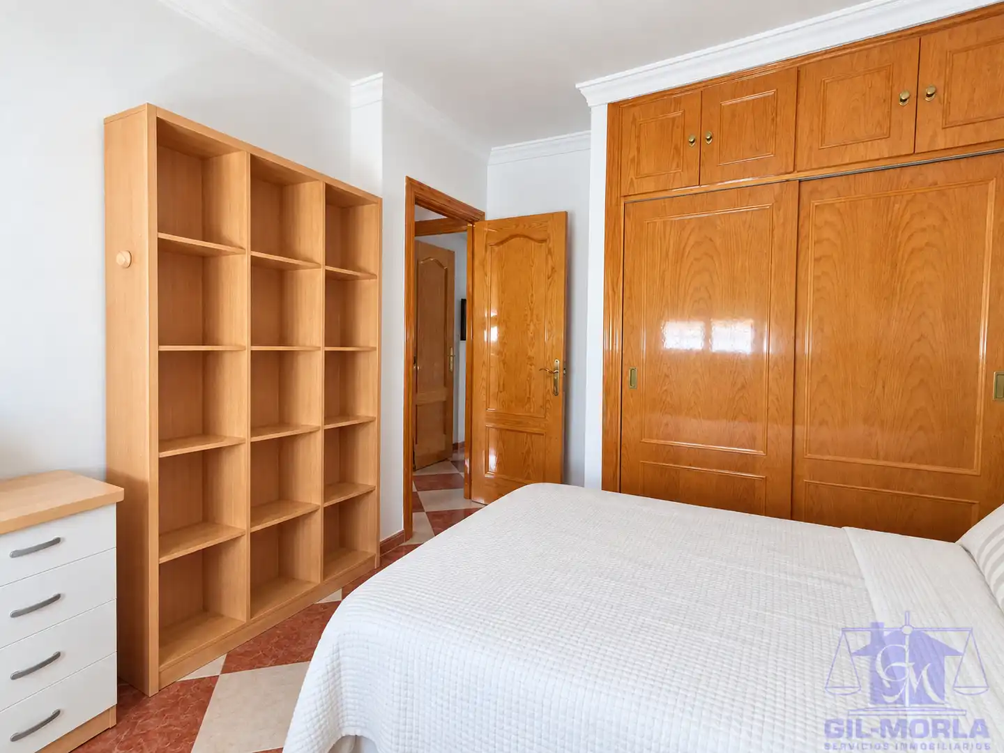Habitación de Piso en venta en Benamocarra, Málaga