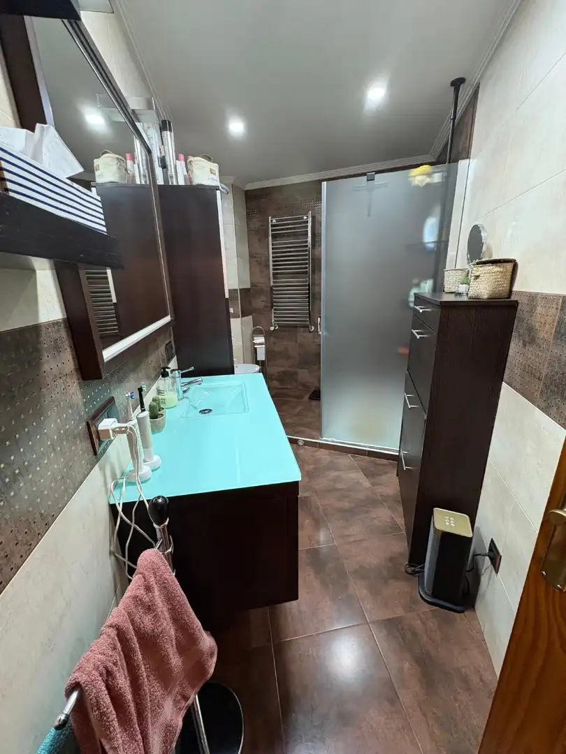 Baño de Casa o chalet en venta en Motilla del Palancar con Aire acondicionado, Calefacción y Parquet