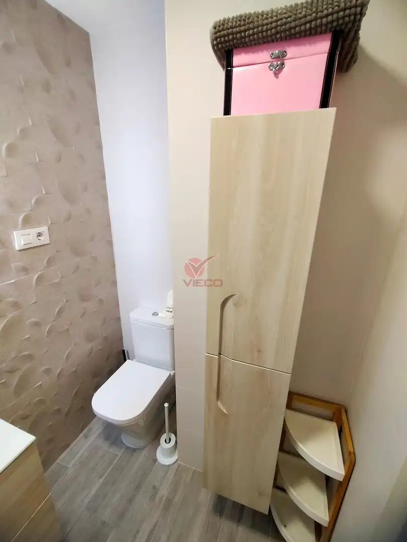 Badezimmer von Wohnung zur Miete in Cuenca mit Heizung, Terrasse und Möbliert