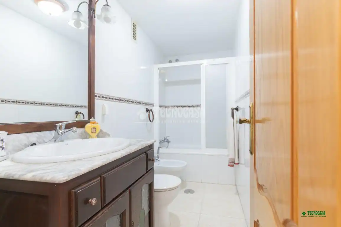 Habitación de Piso en venta en Almería con Trastero