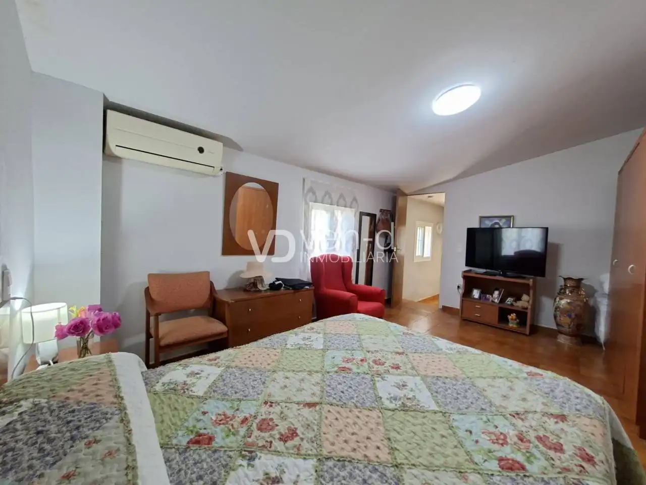 Schlafzimmer von Country house zum Verkauf in Enguera mit Klimaanlage, Heizung und Privatgarten