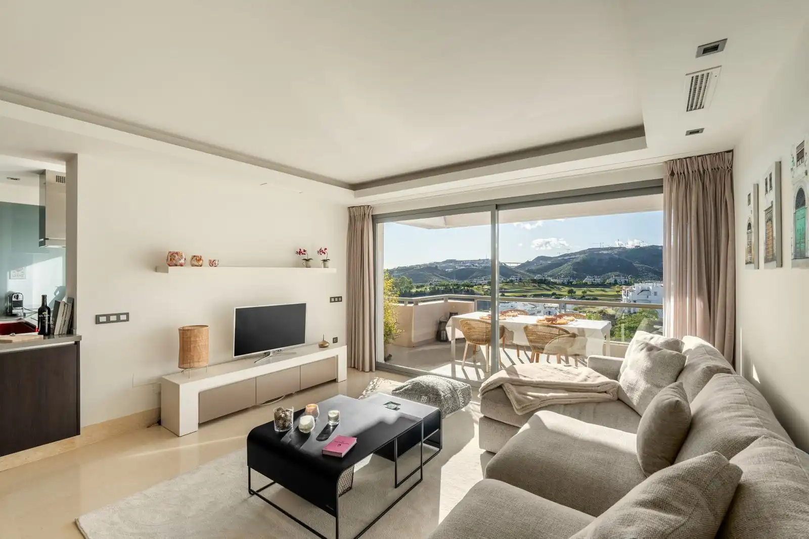 Piso con terraza en venta en Calle Benahavis 29679, imagen 21