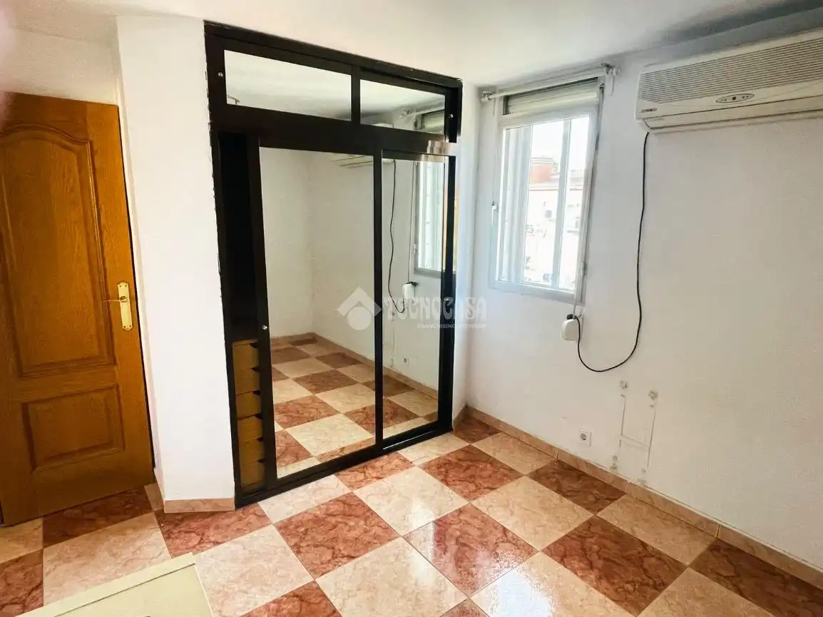 Habitación de Piso en venta en San Blas