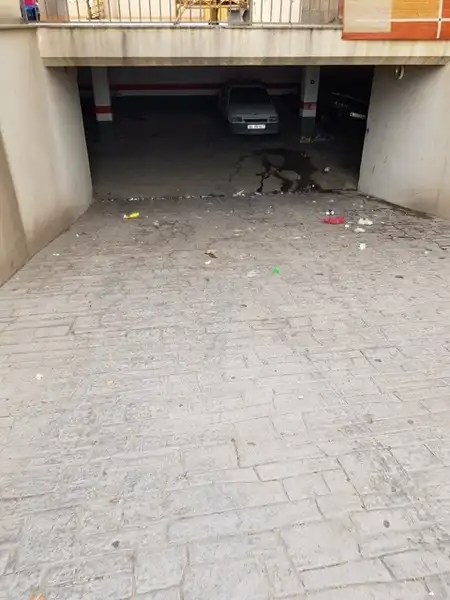 Garage zum Verkauf in Calle América , Las Cabañuelas