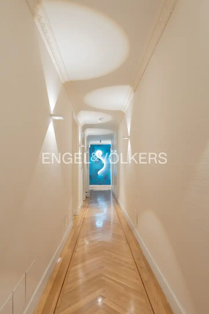 Piso en venta en Madrid con Aire acondicionado, Calefacción y Parquet