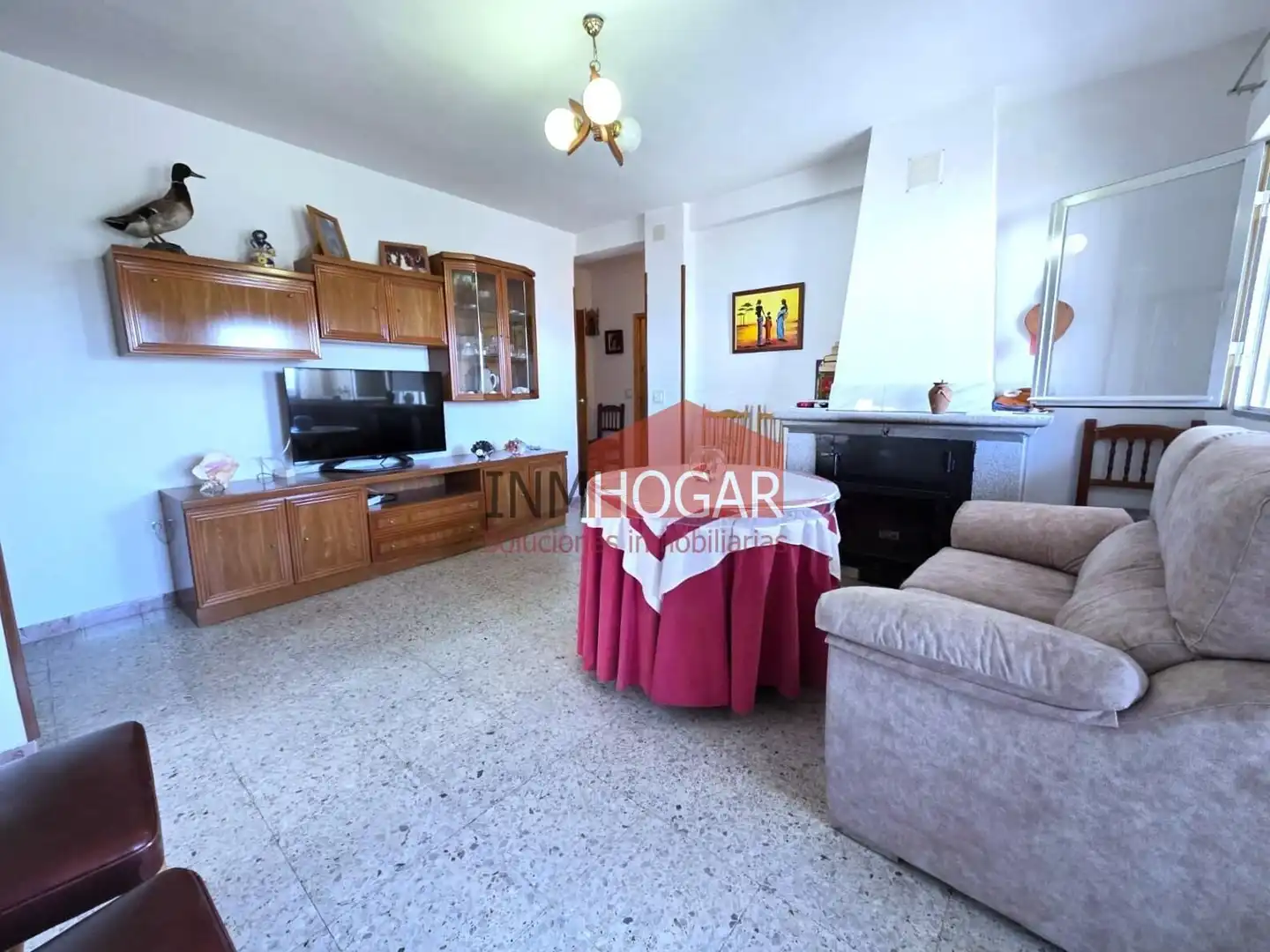 Sala de estar de Casa o chalet en venta en Navalosa con Calefacción, Terraza y Amueblado