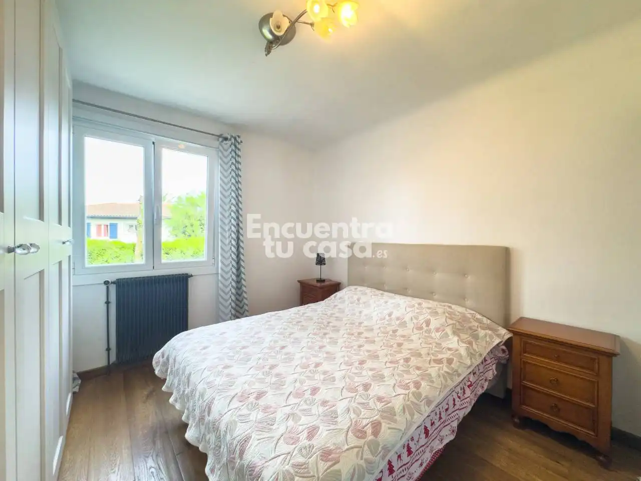 Schlafzimmer von Haus oder Chalet zum Verkauf in Hendaye mit Heizung, Privatgarten und Terrasse