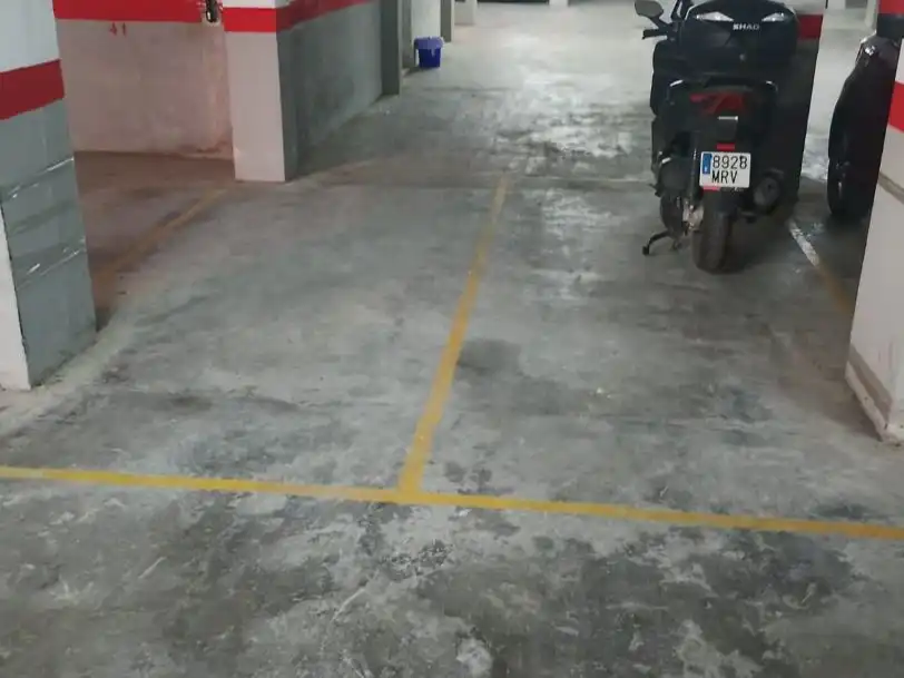 Parking de Garaje de alquiler en Valencia