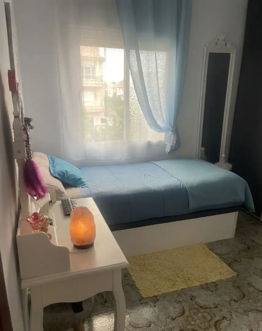 Habitación de Piso en venta en Alicante / Alacant con Aire acondicionado y Terraza