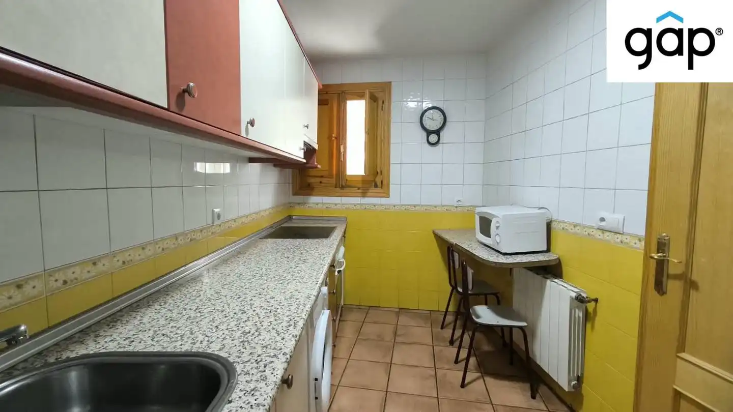Kitchen of Houses for rent in Palomera  with Heating, Terrace and Furnished