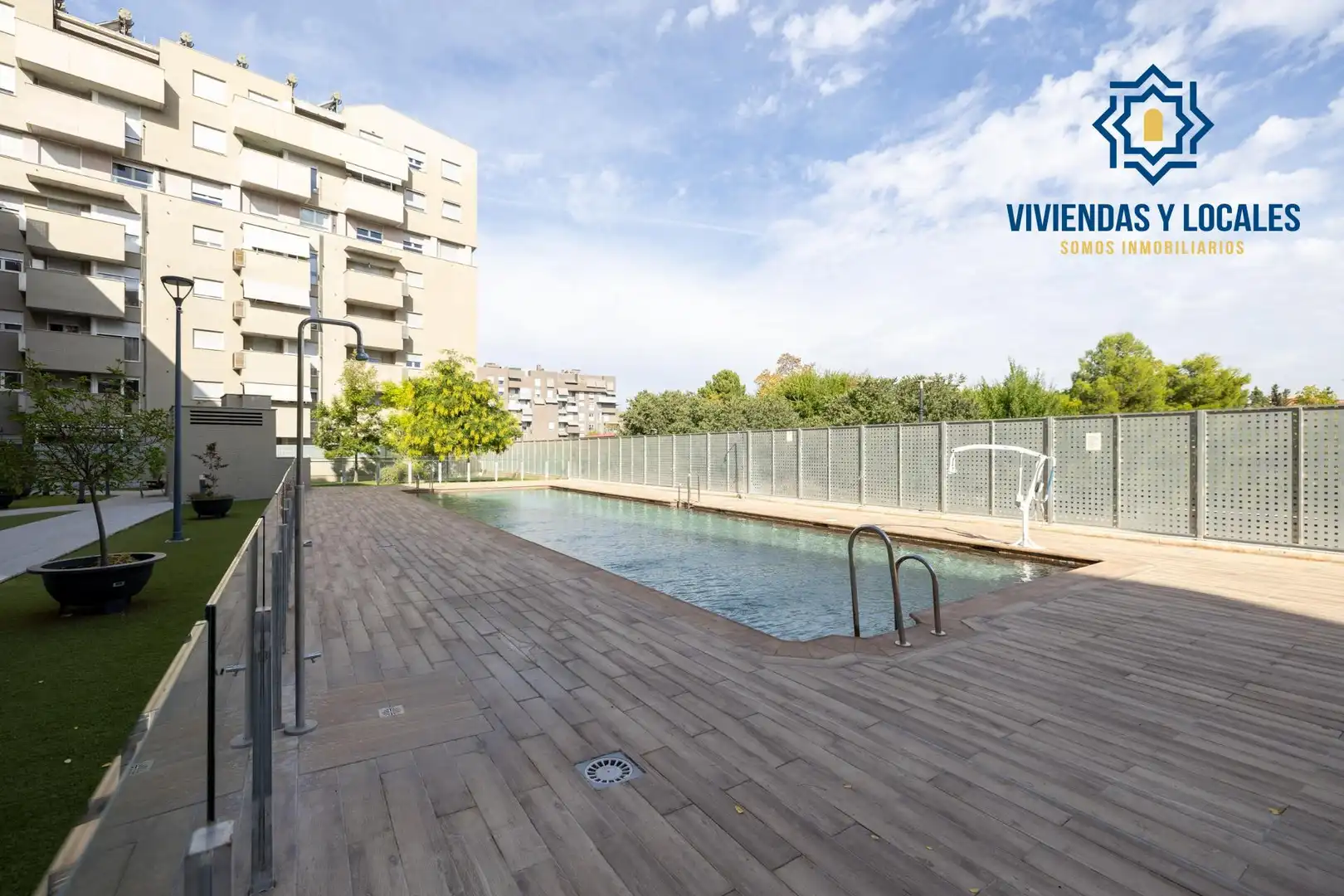Flat with pool for sale in Avenida Avenida Ilustración