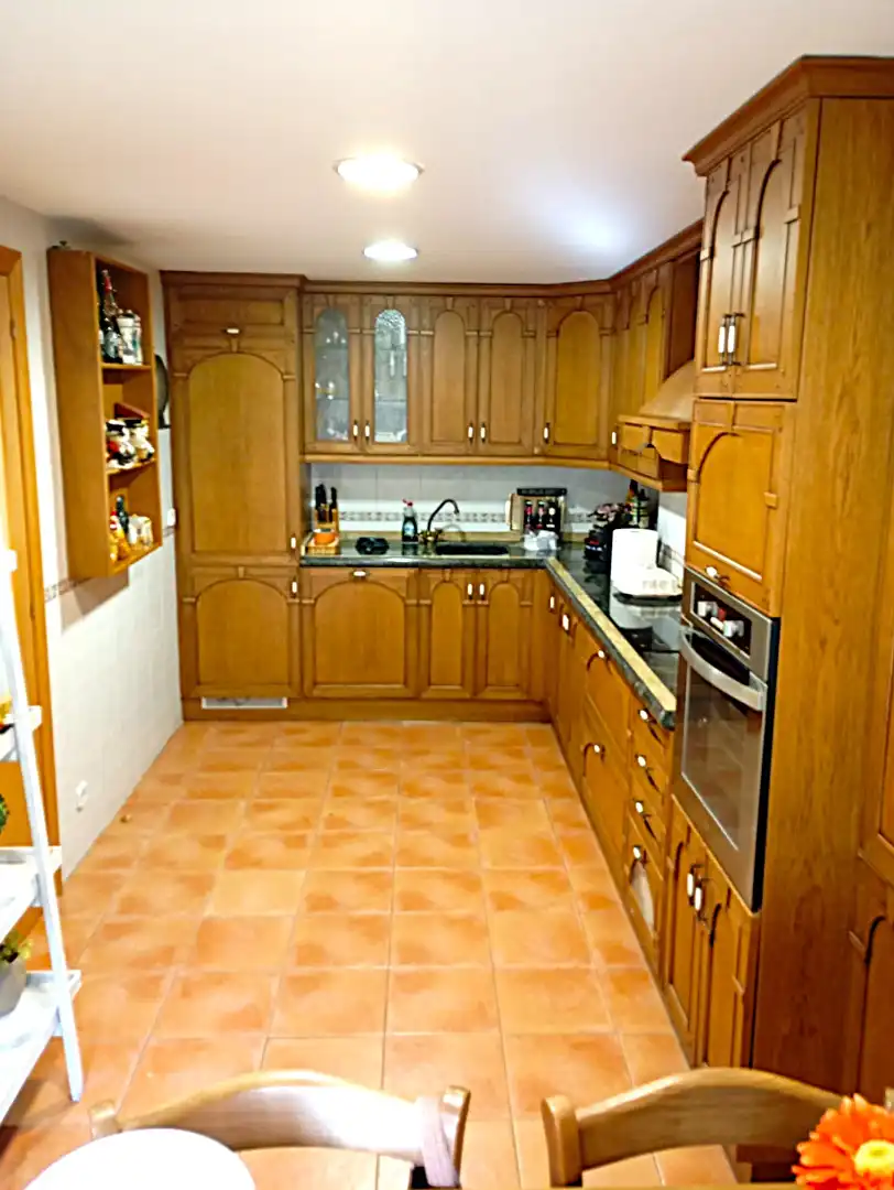 Cocina de Casa o chalet en venta en Aranjuez con Aire acondicionado, Calefacción y Jardín privado