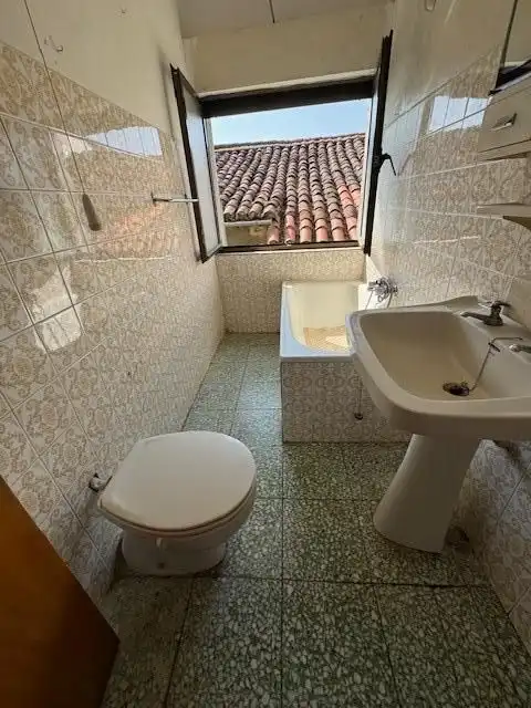 Bany de Casa o xalet en venda en Herguijuela de la Sierra amb Traster i Balcó