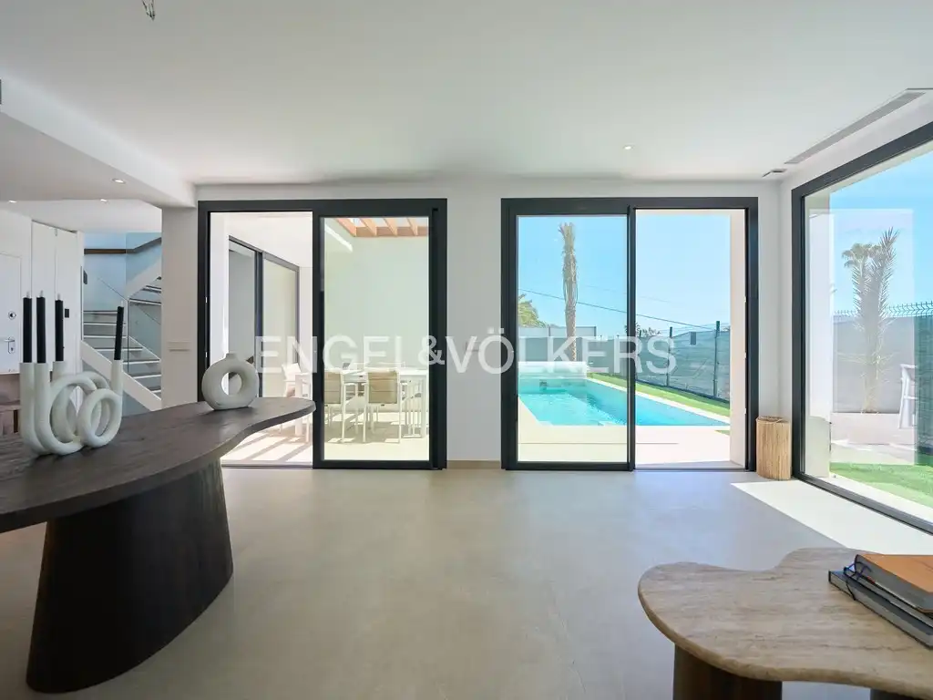 Maison avec piscine à vendre à Escandinavia - Cautivador, imagen 3