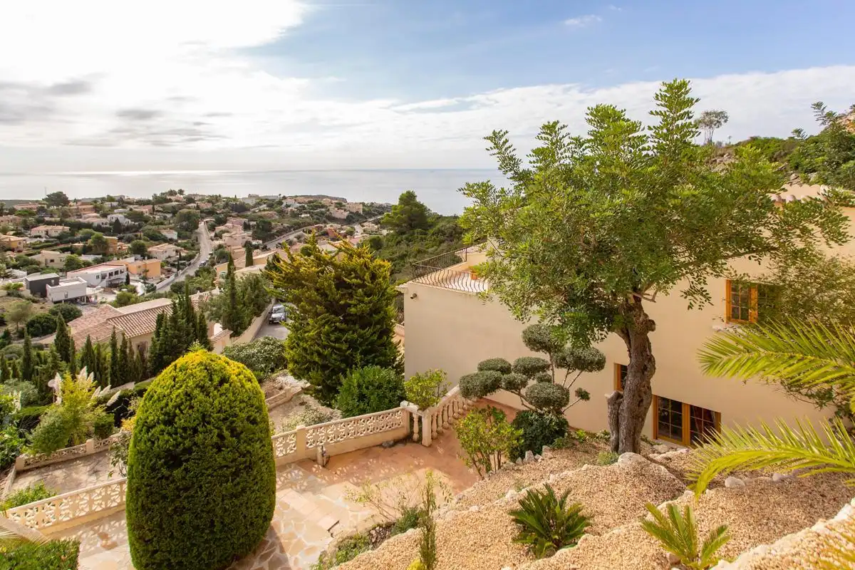 Chalet con terraza en venta en Calle Camelias, imagen 6